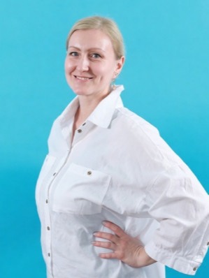 Учитель-логопед Сучкова Марина Николаевна.